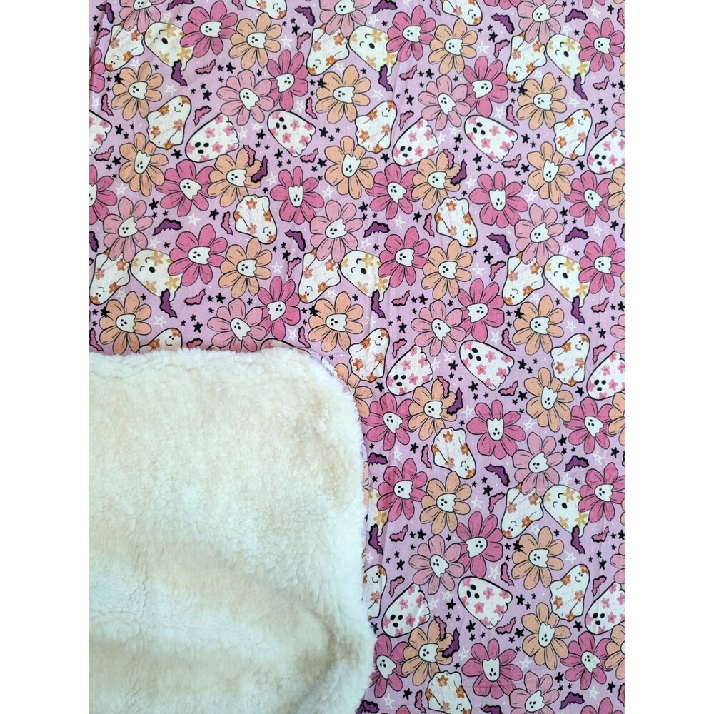 Bums and Roses Let's Boogie Halloween Ghost Bamboo Viscose Blanket New 50''